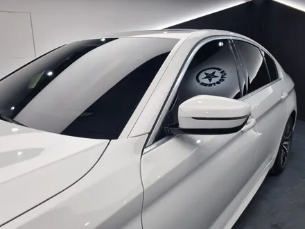 BMW 520i 틴팅 및 신차패키지_ 버텍스 900/700