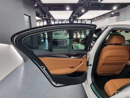 BMW 520i 틴팅 및 신차패키지_ 버텍스 900/700