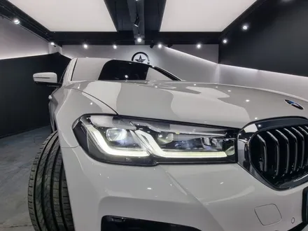 BMW 520i 틴팅 및 신차패키지_ 버텍스 900/700