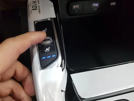 2020 쏘렌토 MQ4 스노우화이트펄 ★ 루마버텍스900/700 신차패키지도 아우토스턴이 잘합니다.