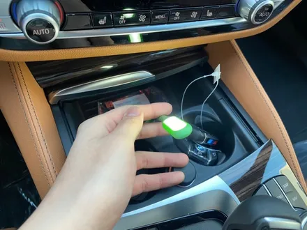 BMW 520i 틴팅 및 신차패키지_ 버텍스 900/700