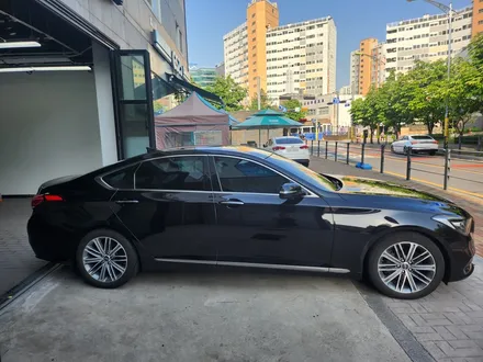 제네시스 G80 열차단이 안되는 기존 필름 제거 후 광명 썬팅 오토스토어에서 재시공 진행했습니다. / 경기 광명 신촌로