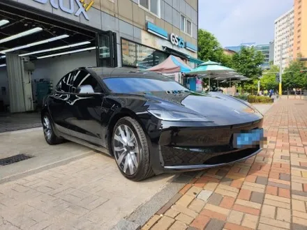 테슬라 모델3 하이랜드 썬팅 광명 테라룩스 전문 시공점 오토스토어에서 진행했습니다. / 경기 광명 신촌로