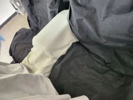 광명 테슬라 전문 시공점에서 진행한 모델Y RWD 블락포비 비바스카이블루 썬팅 시공 진행기. / 경기 광명 신촌로
