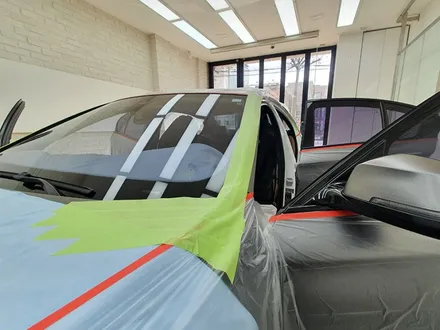 연신내썬팅 BMW 520d 틴팅 재시공 레이노썬팅 공식대리점 아우토틴팅 에서.. / 서울 은평구 구산동