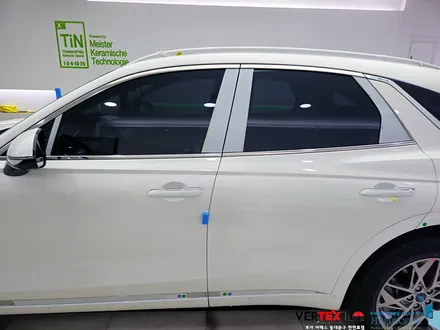 잘빠진 럭셔리 SUV~! 제네시스 GV70 + 후퍼옵틱 장한평점 / 서울 동대문구 답십리동