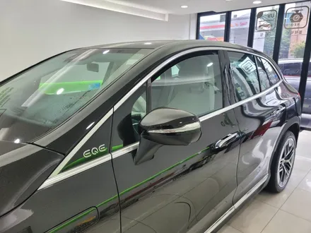 동대문 장안동에서 벤츠 전기차 EQE SUV 루마버텍스1100으로 썬팅시공 했어요 / 서울 동대문구 답십리동