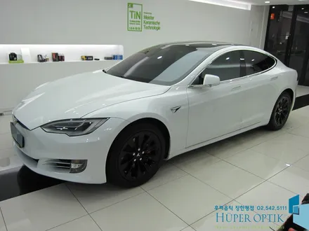 미래에서 온 자동차! 테슬라 모델S P100D + 후퍼옵틱 장한평점 + 동대문 썬팅 / 서울 동대문구 답십리동