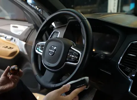 섬세한 손놀림,디테일한 작업! 카스페이스 대구용산점 xc90시공기 / 대구 달서구 용산동