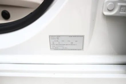 벤츠 E클래스 220d(W213) 코딩으로 멀티컬러 메뉴 활성화 작업!