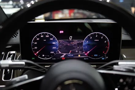 벤츠 S580 (W223) 엑티브 엠비언트 추가가 왜 어려운가!? 4D부메스터 무빙트위터 장착해 보기! 2대를 함께 준비해 보았습니다!!
