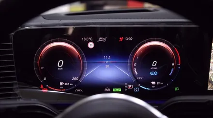 벤츠 GLE350 W167 네비게이션 끝판왕 카블릿 M2C 장착해주었습니다.
