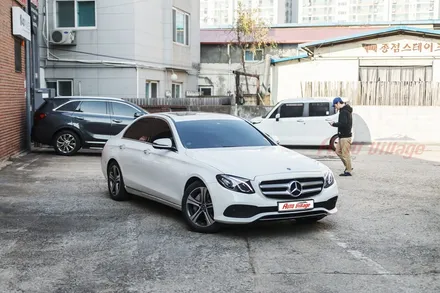 벤츠 E300 어라운드뷰 화질안좋은 사제는 가라~! 순정 레트로핏 작업