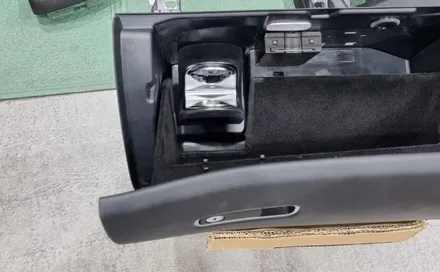벤츠 GLE400d(W167) 이오나이저 에어발란스/ 고스트도어 옵션을 추가해 주었습니다.