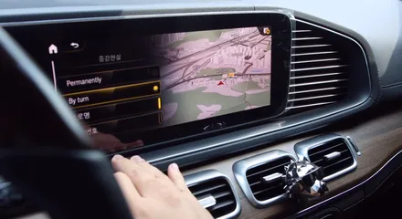 벤츠 GLS 400(X167) 전동사이드 스텝과 순정 와이드 미러 외 부메스터 엠비언트 트위터 그리고 각종 코딩들까지 완벽!