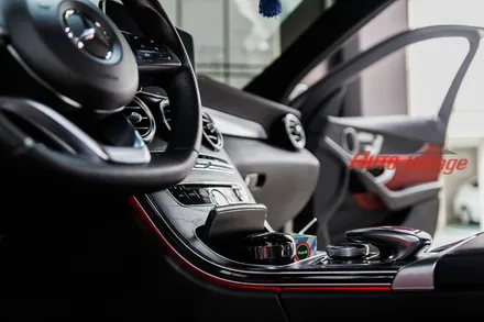 벤츠 엠비언트 C250d의 감성튜닝 12가지 실내느낌