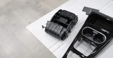 벤츠 CLA 45AMG 센터 콘솔 덮개형이 있다는거 알고 계셨나요 !? 무선충전기 추가! C118