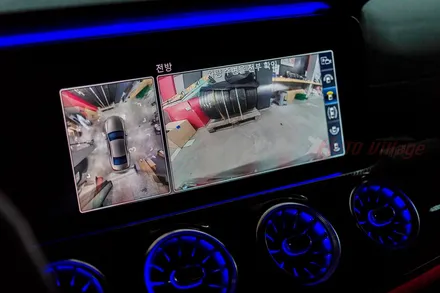 벤츠 CLS300d 순정 어라운드뷰 설치로 안전운전 보조효과
