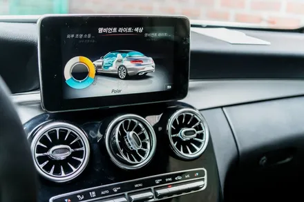 벤츠 C클래스(W205) 실내 엠비언트 살리기, 64색 컬러 확장, 카블릿 M2C!