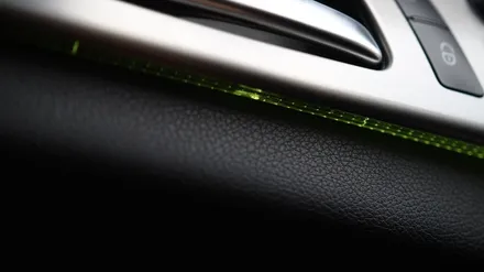 벤츠 GLE350d(W166) 18년식 12색 엠비언트 코딩으로 확장! 통풍시트도 함께 작업해 주었습니다.