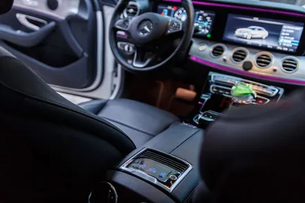 벤츠 E220d 쿠페(2016) 멀티컬러 송풍구 엠비언트