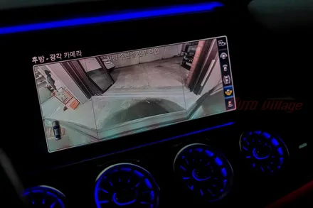 벤츠 CLS300d 순정 어라운드뷰 설치로 안전운전 보조효과
