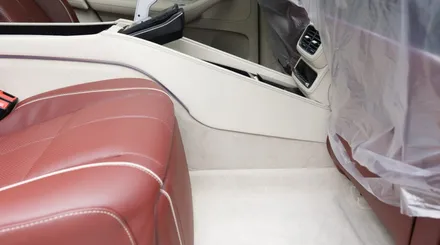벤츠 GLS600 마이바흐 5인승 모델을 4인승 VIP시트로 개조해 줬습니다. X167 // 모든 GLS 튜닝 가능!