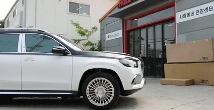 벤츠 GLS400 마이바흐 바디킷 화이트 바디 투톤 도색 사례! X167 GLS 마이바흐 투톤 래핑