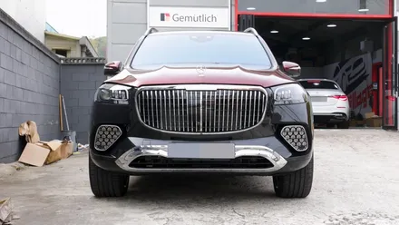벤츠 GLS 신형 마이바흐 바디킷 외관만 튜닝하고 싶다면 참고하세요! // X167