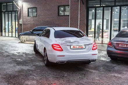 벤츠 w213 e220d  360 어라운드뷰  장착.