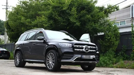 벤츠 GLS580 전동사이드스탭은 필수 입니다. (X167) 마이바흐 패키지