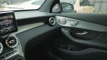 벤츠 GLC63 AMG 18년식 모델에 페이스 리프트 전 디지털 계기판을 장착해 줬습니다. // W222 전기형 계기판// 12.3인치 모니터와 카블릿M2C // X253