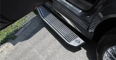 벤츠 GLS 400을 마이바흐로 바꿔주는 바디킷 세트! 3대분 한번에 보여드립니다! X167