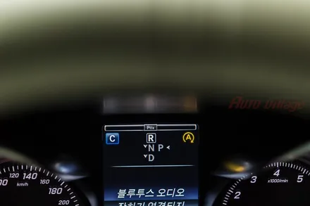 벤츠 C클래스(W205) 구형이지만 신형 같은 풀옵션 업그레이드!