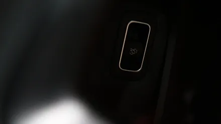 벤츠 AMG A35(W177) 전동트렁크 옵션을 추가해주세요!