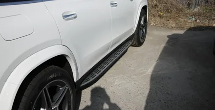 벤츠 GLS 400d 고정형 사이드 스텝과 전동 사이드 스탭- 딱 두고 비교해 보기! X167