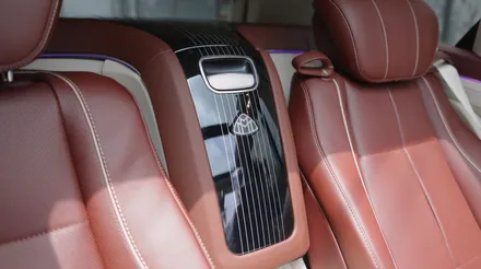 벤츠 GLS600 마이바흐 5인승 모델을 4인승 VIP시트로 개조해 줬습니다. X167 // 모든 GLS 튜닝 가능!