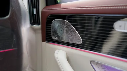 벤츠 GLS600 마이바흐 5인승 모델을 4인승 VIP시트로 개조해 줬습니다. X167 // 모든 GLS 튜닝 가능!