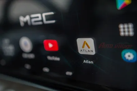 M2C200A, 벤츠 E300 실내에서 즐기는 안드로이드