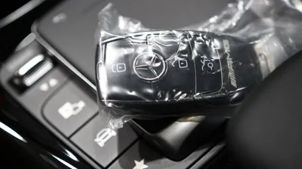 벤츠 AMG A35(W177) 전동트렁크 옵션을 추가해주세요!