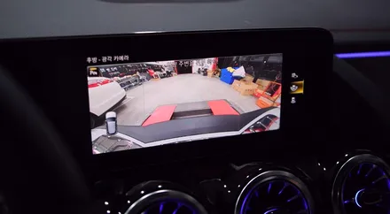 벤츠 EQA 순정 어라운드뷰 옵션을 추가해 줬습니다. H243