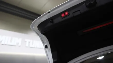 벤츠 AMG A35(W177) 전동트렁크 옵션을 추가해주세요!