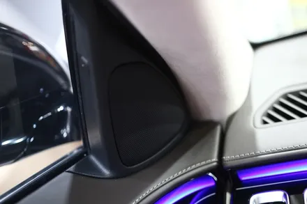 벤츠 S580(W223) 마이바흐 4D 부메스터 무빙 트위터를 장착해 주었습니다. 대체 어디부터 장착되어 있는 걸까요 ~!?