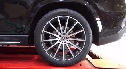 벤츠 GLS 400 X167 인디오더로 풀 옵션 만들기 !? GLS 디젤 풀옵션 모델 구경해볼게요! 전동사이드 스텝은 추가로 장착!