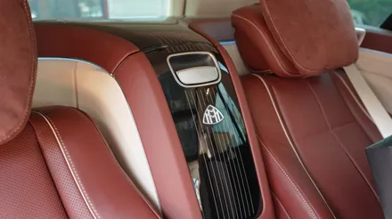 벤츠 GLS600 마이바흐 5인승 시트 모델을 4인승 시트로 교체하고 순정 4인승 모델과 비교해보기!! // X167 마이바흐