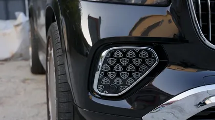 벤츠 GLS 600 마이바흐 바디킷 튜닝 할 때, C필러 엠블럼 사이즈 체크해보기-//X167 마이바흐 바디킷