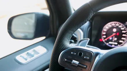 벤츠 지바겐 G63 AMG 열선핸들 옵션을 순정으로 추가했어요~ // W463b