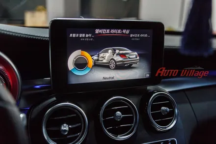 벤츠 엠비언트 C250d의 감성튜닝 12가지 실내느낌