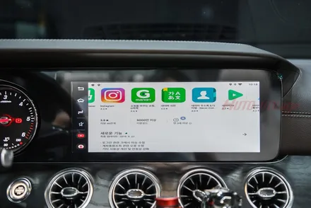 벤츠 E220d 카브리올레 통풍시트와 고화질 안드로이드