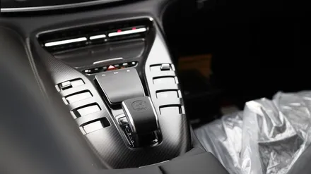 벤츠 AMG GT43 출고와 동시에 무광 카본 수전사 입혀주었습니다. 구경오세요!